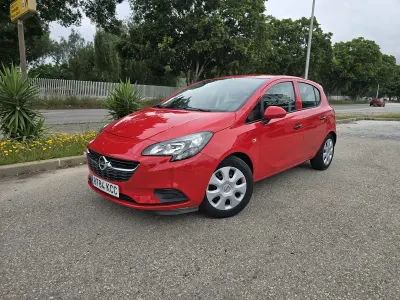 Usado Opel Corsa Expression 75 CV (55 kW) 2017 Rojo Utilitario