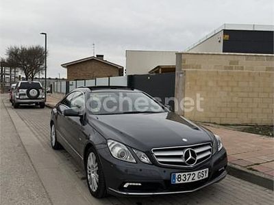 Usado Mercedes E350 Elegance 231 CV (169 kW) 2010 Gris / plata Coupe