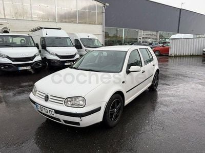 Usado VW Golf IV Conceptline 90 CV (66 kW) 2000 Blanco Berlina