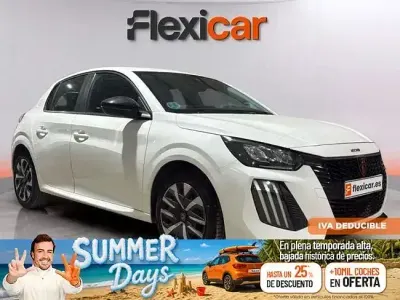 Usado Peugeot 208 Active 100 CV (73 kW) 2024 Blanco Utilitario