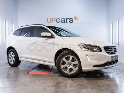 Occasion Volvo XC60 Momentum 136 ch (100 kW) 2014 Blanc SUV