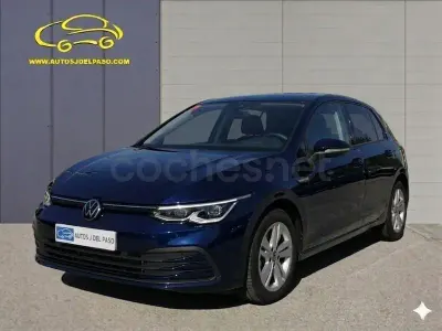 Usado VW Golf VIII 110 CV (80 kW) 2020 Azul Berlina