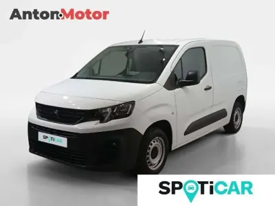 Usado Peugeot Partner Premium 98 CV (72 kW) 2021 Blanco Monovolumen