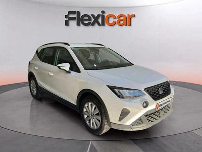 Usado Seat Arona Reference 95 CV (69 kW) 2021 Blanco SUV