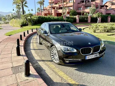 Usado BMW 730 Comfort Edition 258 CV (189 kW) 2014 Negro Berlina
