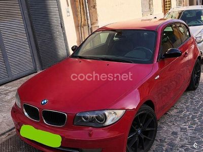 Usado BMW 118 143 CV (105 kW) 2008 Rojo Utilitario