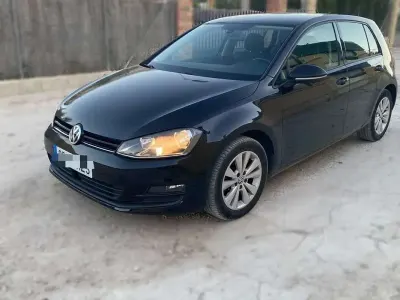 Usado VW Golf Plus Advance 105 CV (77 kW) 2013 Negro Monovolumen