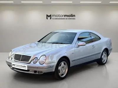 Usado Mercedes CLK200 Elegance 136 CV (100 kW) 2000 Gris / plata Coupe