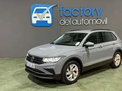 Usado VW Tiguan Allspace Life 150 CV (110 kW) 2021 Gris SUV