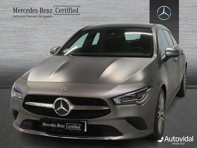 Usado Mercedes CLA200 Shooting Brake 150 CV (110 kW) 2025 Gris Familiar