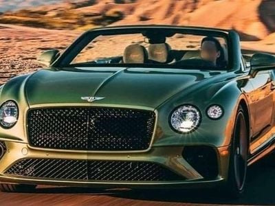 Usado Bentley Continental 549 CV (403 kW) 2024 Verde Descapotable