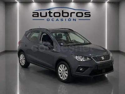 Usado Seat Arona Style 95 CV (69 kW) 2020 Negro SUV