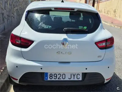 Usado Renault Clio IV Life 75 CV (55 kW) 2017 Blanco Berlina