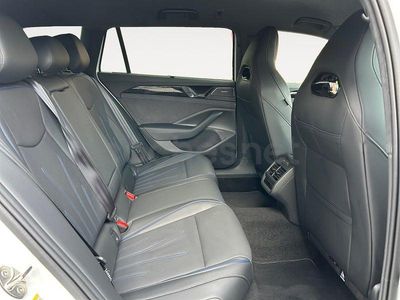Używany VW Passat R-line 193 KM (141 kW) 2025 Biały Kombi