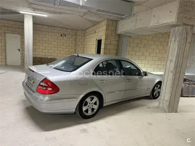 Usado Mercedes E280