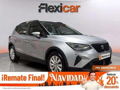 Usado Seat Arona Style 110 CV (80 kW) 2022 Gris SUV