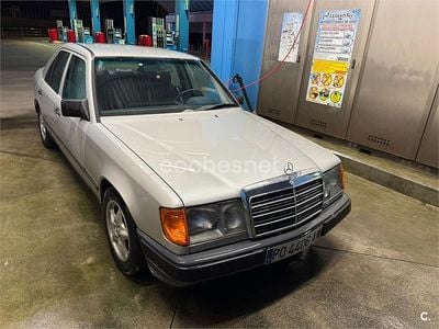 Gris / plata Usado 1993 Mercedes E300 Berlina | 4600 €