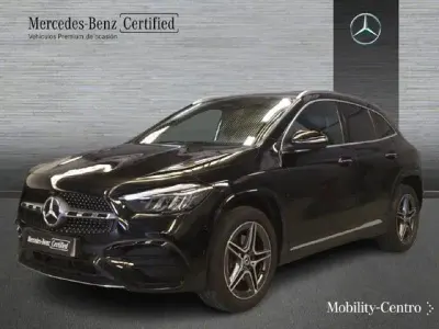 Usado Mercedes GLA250 218 CV (160 kW) 2025 Negro cosmos SUV