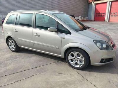 Usado Opel Zafira Enjoy 120 CV (88 kW) 2006 Beige Monovolumen