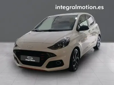 Usado Hyundai i10 N Line 84 CV (61 kW) 2024 Blanco Utilitario