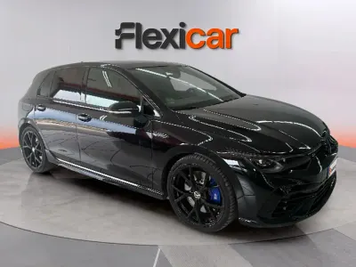 Usado VW Golf VIII R 321 CV (236 kW) 2021 Negro Berlina