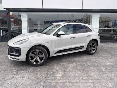 Usado Porsche Macan 265 CV (194 kW) 2022 Gris / plata SUV