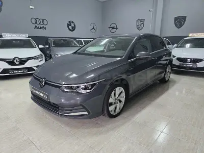 Usado VW Golf VII Style 150 CV (110 kW) 2021 Gris / plata Utilitario