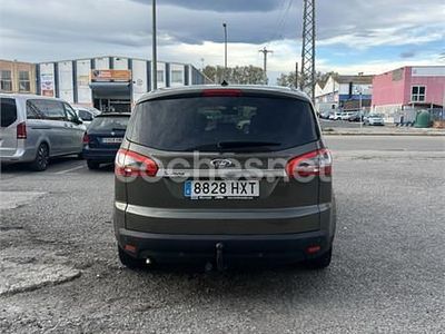 Usado Ford S-MAX Limited 140 CV (102 kW) 2014 Verde Monovolumen