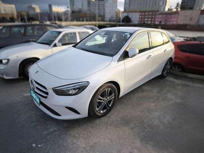 Mercedes B200