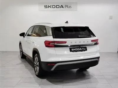 Usado Skoda Kodiaq Selection 150 CV (110 kW) 2025 Blanco SUV