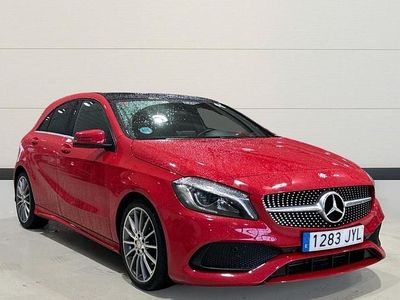 Usado Mercedes A180 AMG line 122 CV (89 kW) 2017 Rojo Berlina