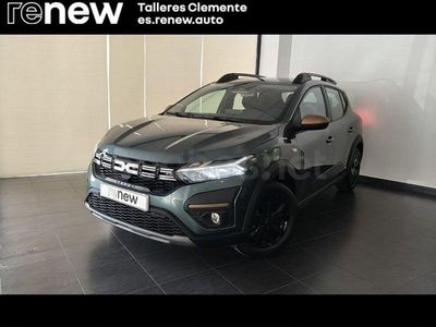 Usado Dacia Sandero Extreme 101 CV (74 kW) 2025 Verde Berlina