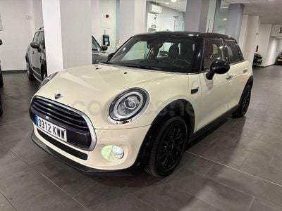 Usado Mini Cooper D 116 CV (85 kW) 2019 Beige Utilitario