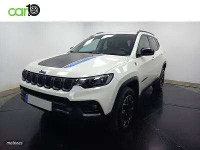 Usado Jeep Compass Trailhawk 240 CV (176 kW) 2022 Blanco SUV