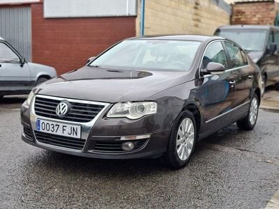 Negro Usado 2007 VW Passat Advance Berlina | 3500 € (Buen precio)
