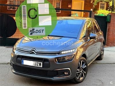 Usado Citroën Grand C4 Picasso Live 120 CV (88 kW) 2018 Gris / plata Monovolumen