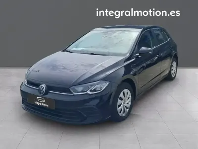 Usado VW Polo 95 CV (69 kW) 2021 Negro Utilitario