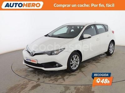 Blanco Usado 2015 Toyota Auris Active Berlina | 12.799 € (Precio justo)