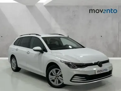 Usado VW Golf VIII Life 115 CV (84 kW) 2024 Blanco Familiar