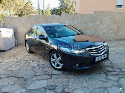 Usado Honda Accord Innova 201 CV (147 kW) 2012 Gris / plata Berlina