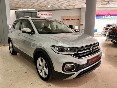 Gris / plata Usado 2022 VW T-Cross Sportline SUV | 17.990 € (Buen precio)