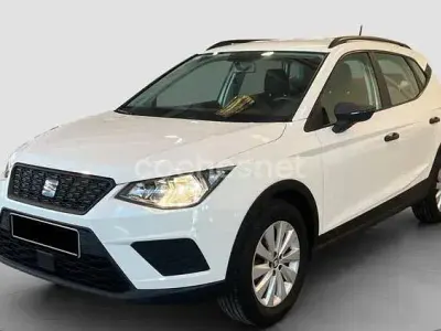 Usado Seat Arona Ecomotive 95 CV (69 kW) 2020 Blanco SUV