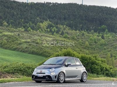 Usado Abarth 695 180 CV (132 kW) 2018 Gris / plata Utilitario