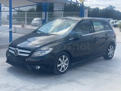 Usado Mercedes B180