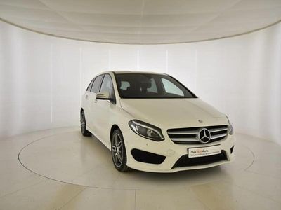 Usado Mercedes B200 136 CV (100 kW) 2017 Blanco Monovolumen