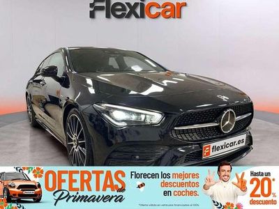 Usado Mercedes CLA200 Shooting Brake 163 CV (119 kW) 2021 Negro Familiar