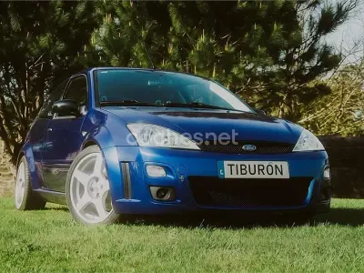 Usado Ford Focus RS 220 CV (161 kW) 2003 Azul Berlina