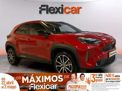 Używany Toyota Yaris Cross Sport 132 KM (97 kW) 2025 Czerwony SUV