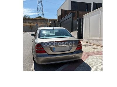 Mercedes E320