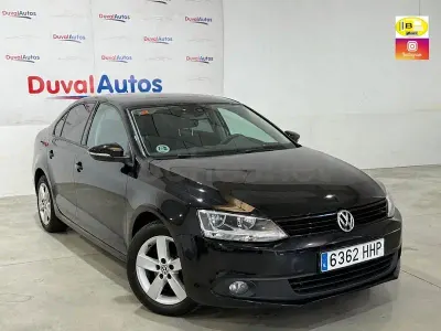 Usado VW Jetta Advance 105 CV (77 kW) 2012 Negro Berlina